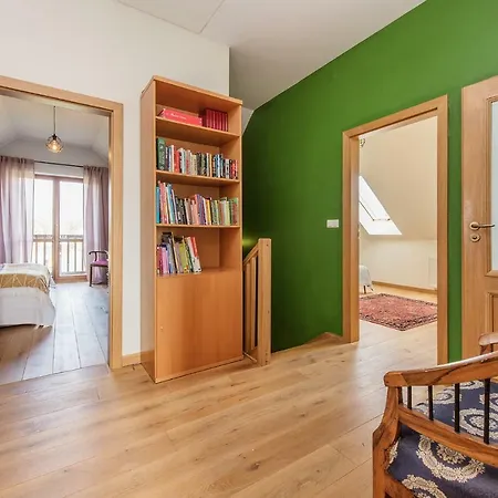 ヴィラ Dom W Grodzisku *