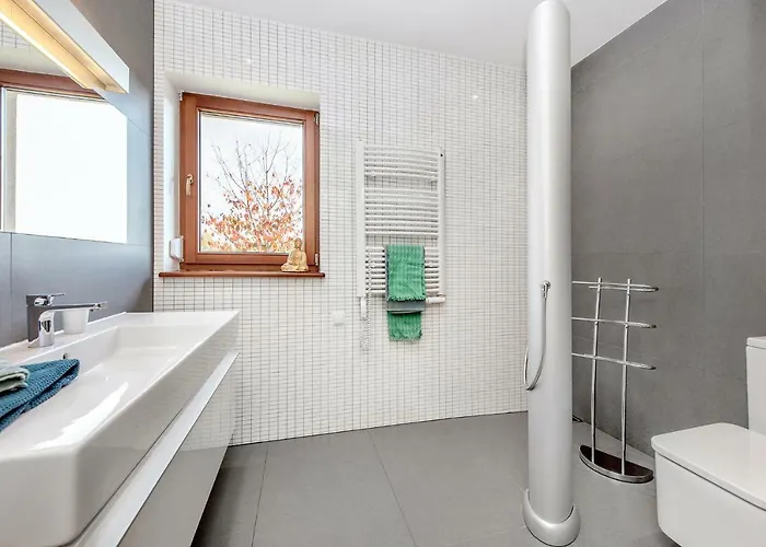 Dom W Grodzisku 别墅 Skala